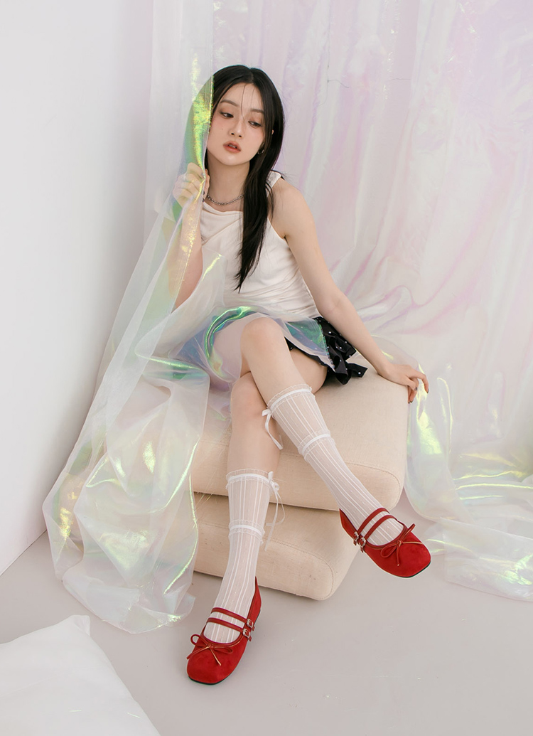 GraceGift平價女鞋 時尚秀場 方圓頭 芭蕾女伶方頭雙帶平底瑪莉珍 正紅色