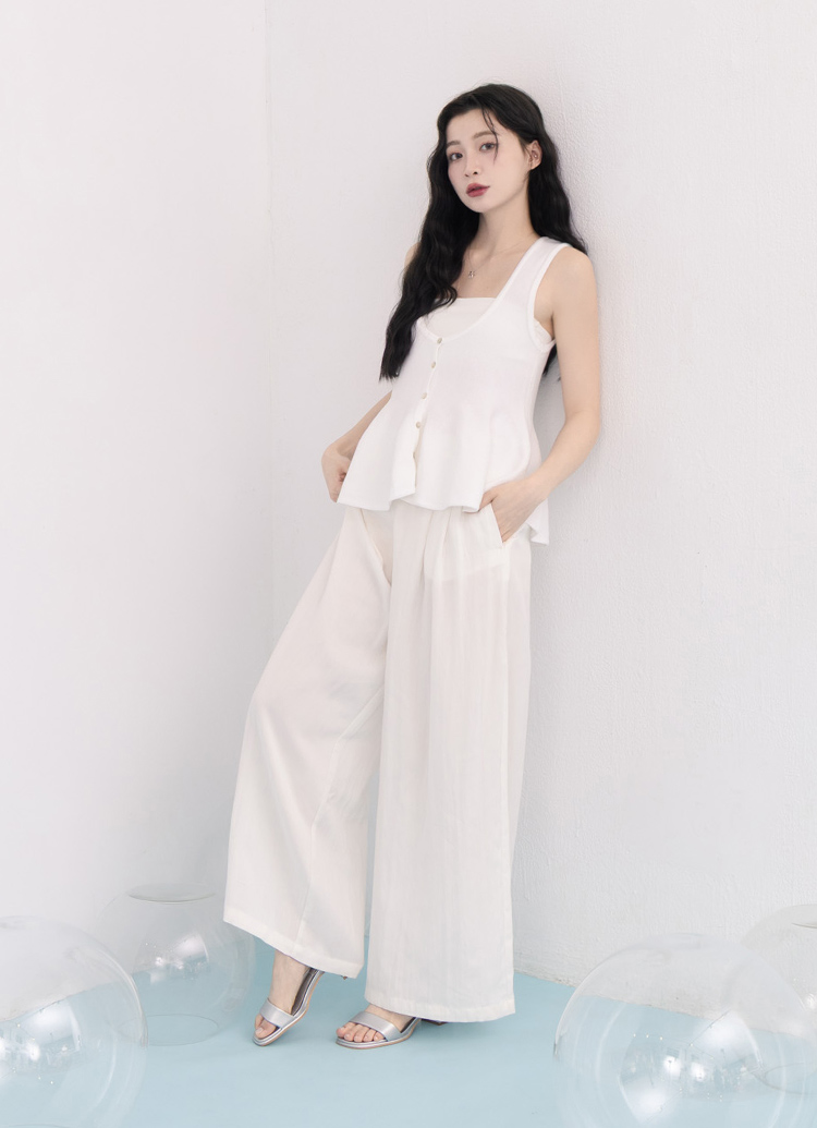 GraceGift平價女鞋 質感愛心釦 澎澎繫帶 中跟涼鞋 銀