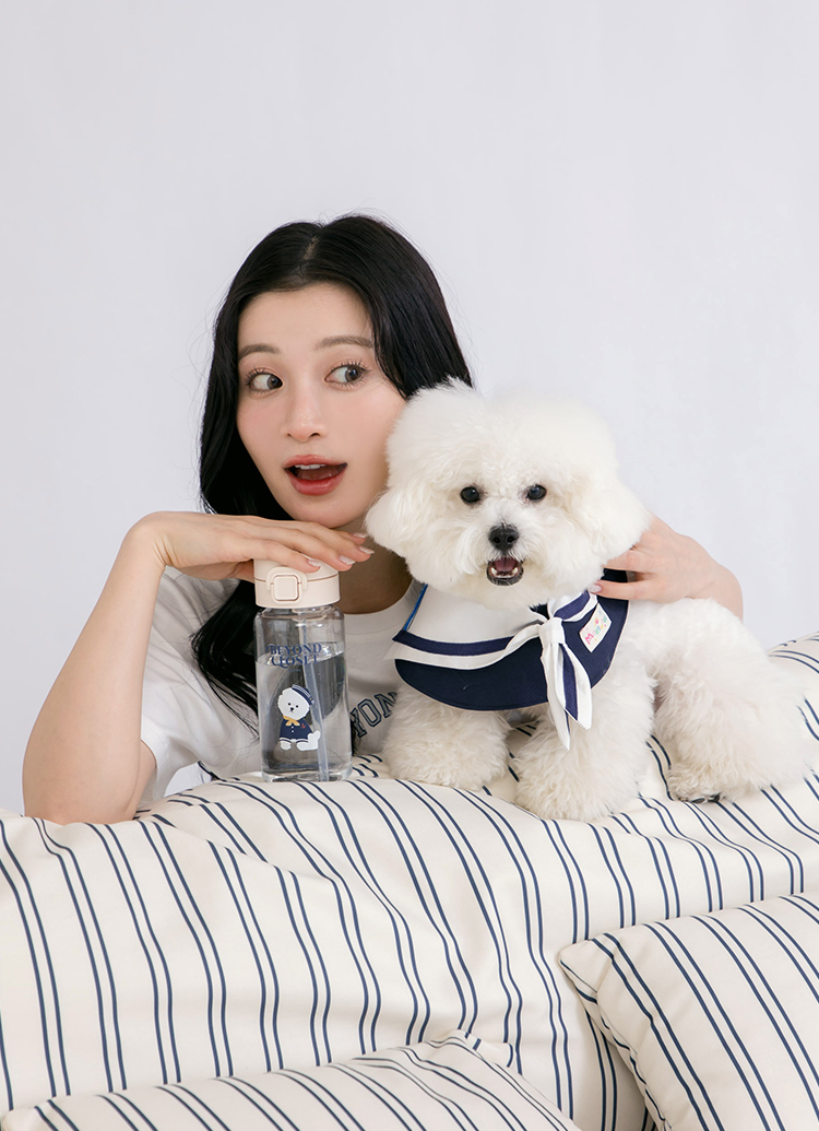 韓國Beyond Closet 貝雷帽比熊犬印花360ml冷水瓶 深藍