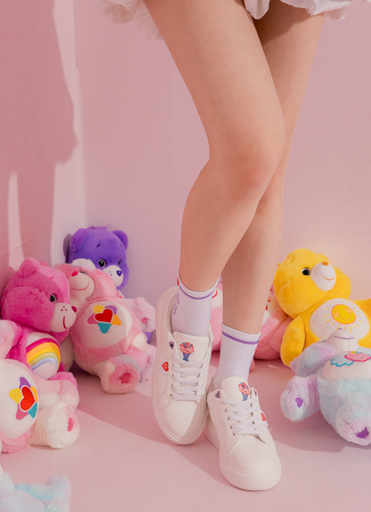 GraceGift Care Bears聯名 分享小熊 電繡彩虹輕量小白鞋 紫色 實品圖