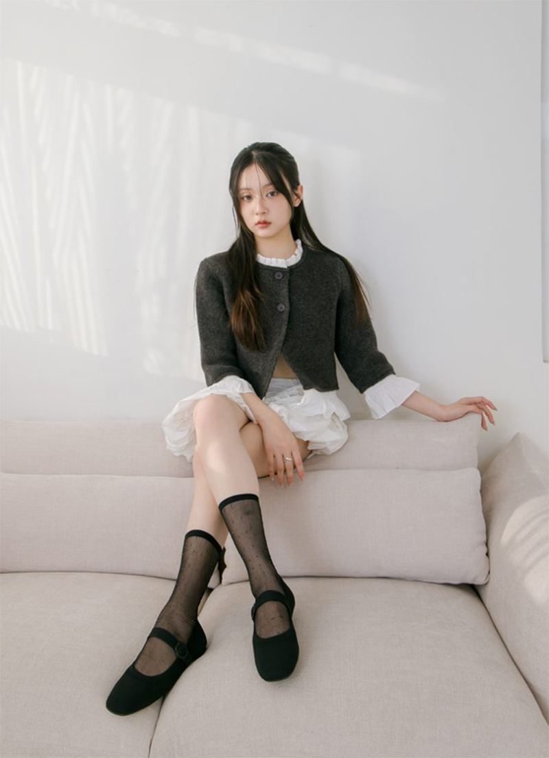 小花釦平底瑪莉珍鞋