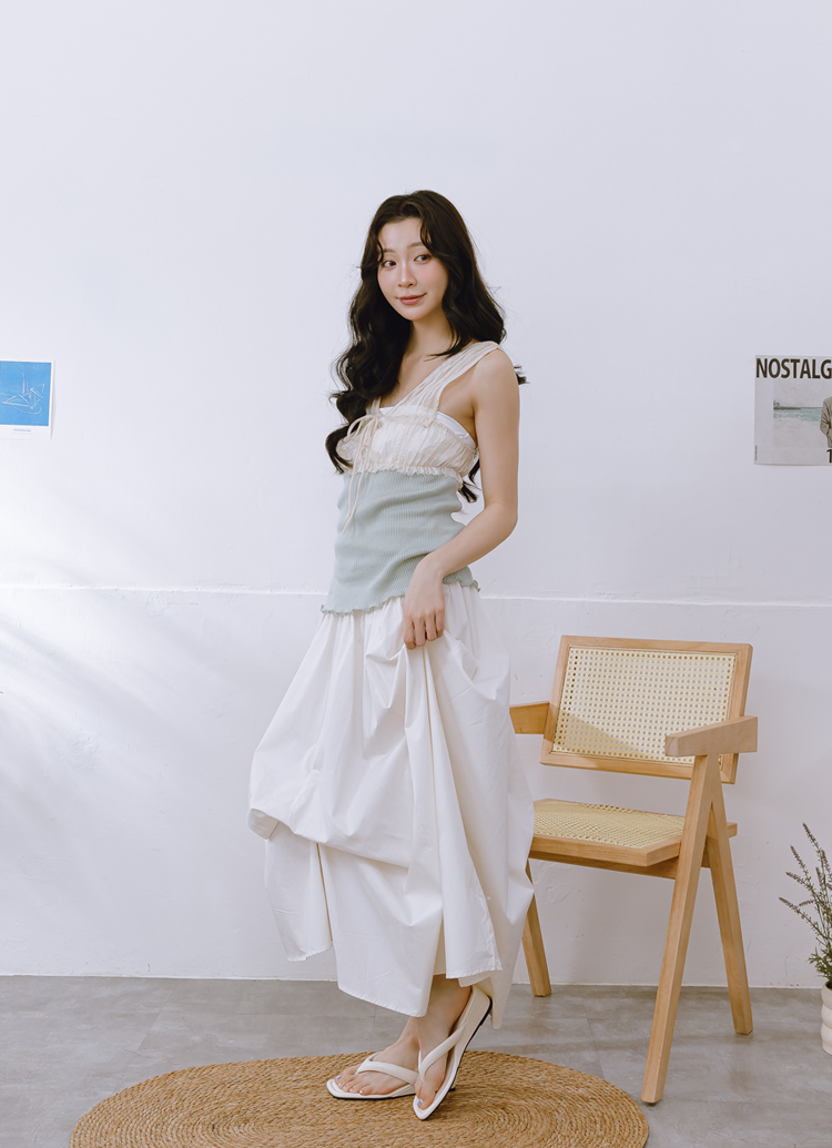 GraceGift 平價女鞋 時尚秀場 方頭 韓系慵懶人字中跟拖鞋 米白色