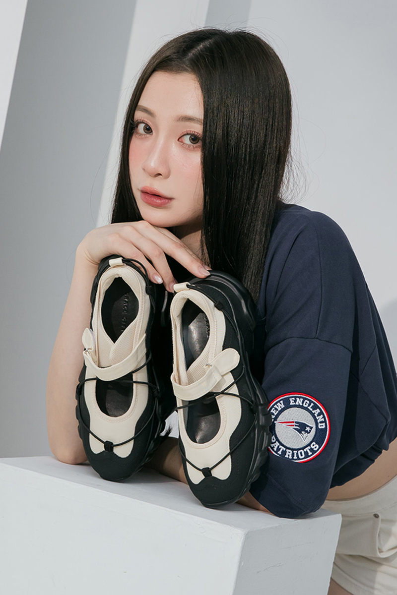 韓系學院繫繩魔鬼氈輕量芭蕾運動鞋