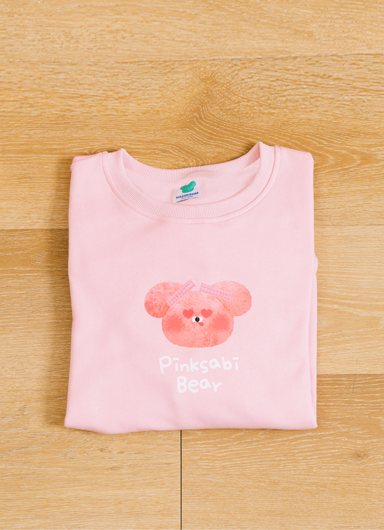 GraceGift Wasabi Bear聯名 粉芥末熊 小頭字母印花大學T 粉紅色 實拍圖