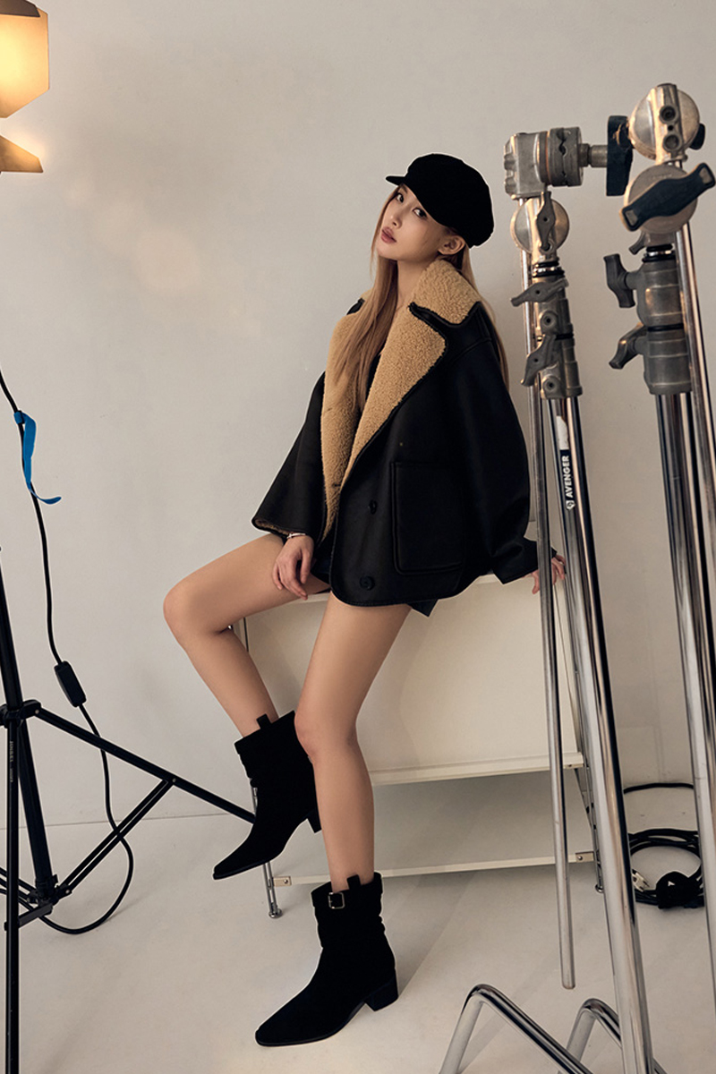 悅悅聯名-都會格調尖頭絨布2way堆堆低跟西部靴