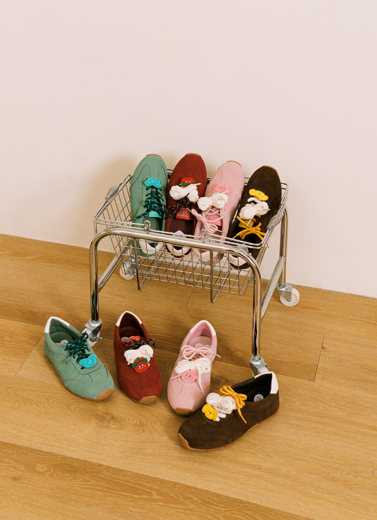 Grace Gift 平價女鞋 Wasabi Bear 聯名 辣椒醬熊 休閒運動鞋 深紅色 穿搭實拍