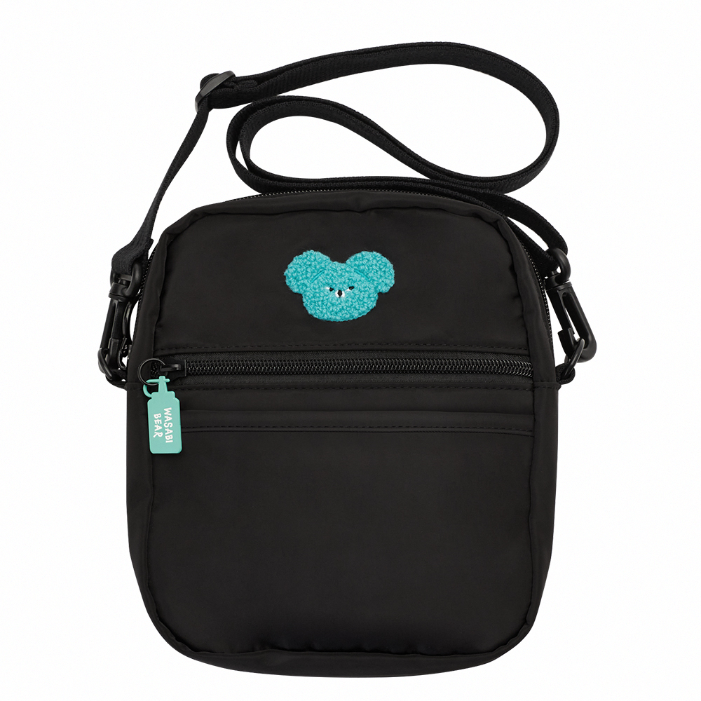 GraceGift Wasabi Bear聯名 芥末熊 熊雙層斜背尼龍隨身包 黑色 實拍圖