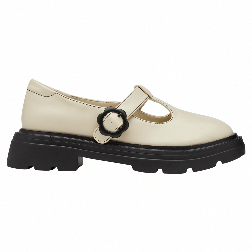 日系可愛小花扣T字輕量瑪莉珍鞋 米白