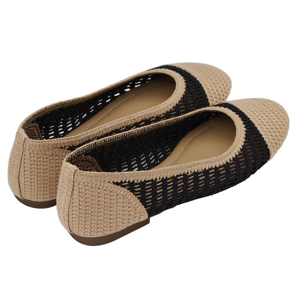 GraceGift 平價女鞋 時尚秀場 圓頭 法式輕透編織拼色平底娃娃鞋 黑色