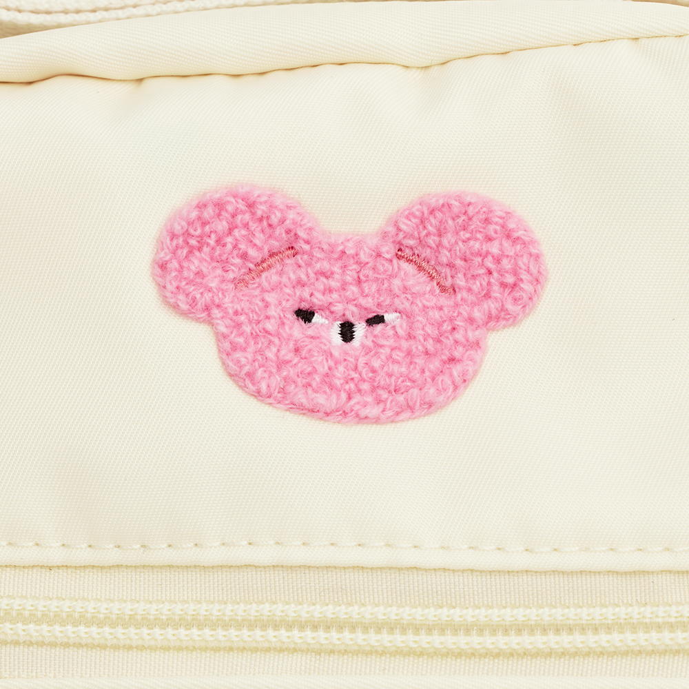 GraceGift Wasabi Bear聯名 粉芥末熊 熊雙層斜背尼龍隨身包 米白色 實拍圖