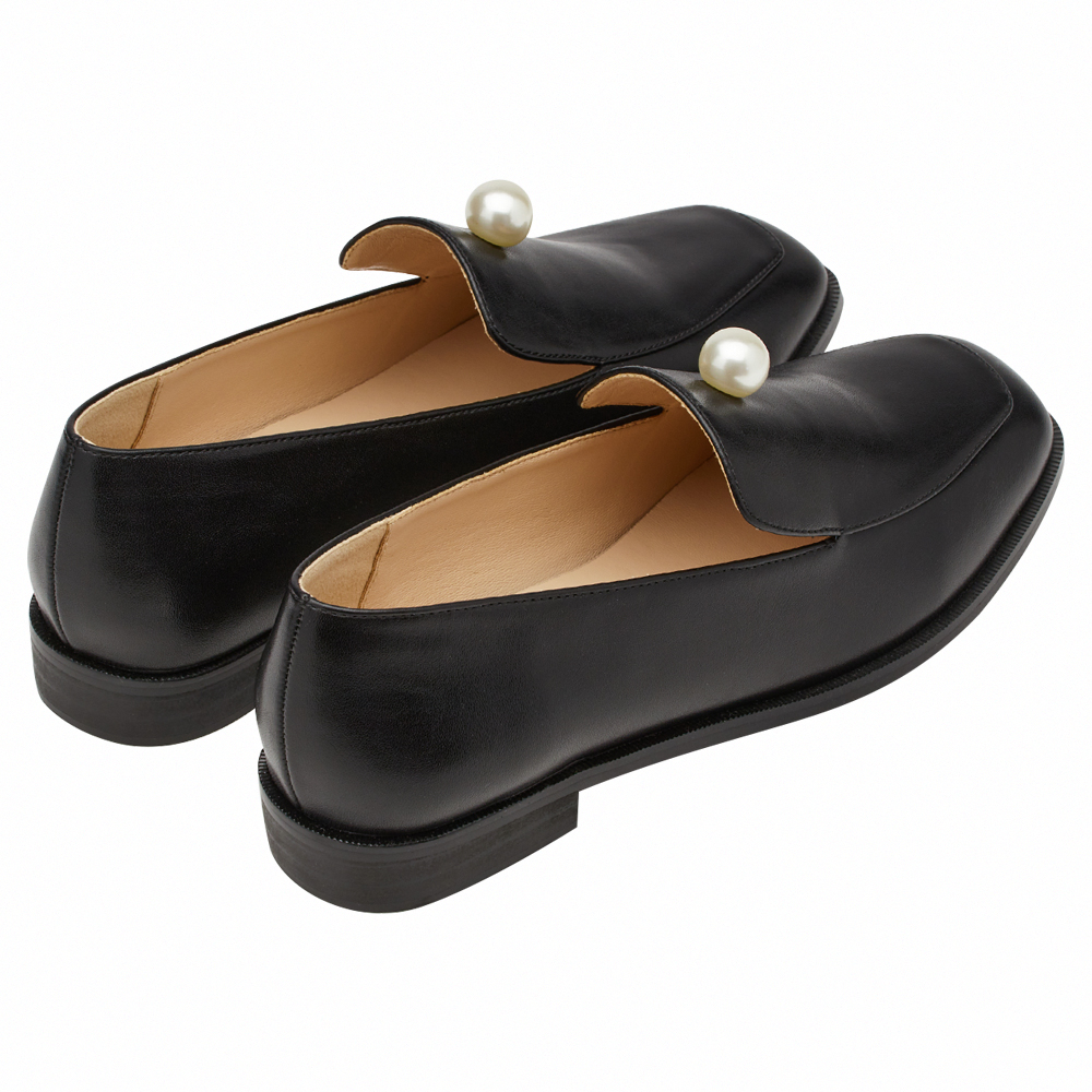 奕潔聯名-柔光珍珠方頭低跟樂福小皮鞋 黑