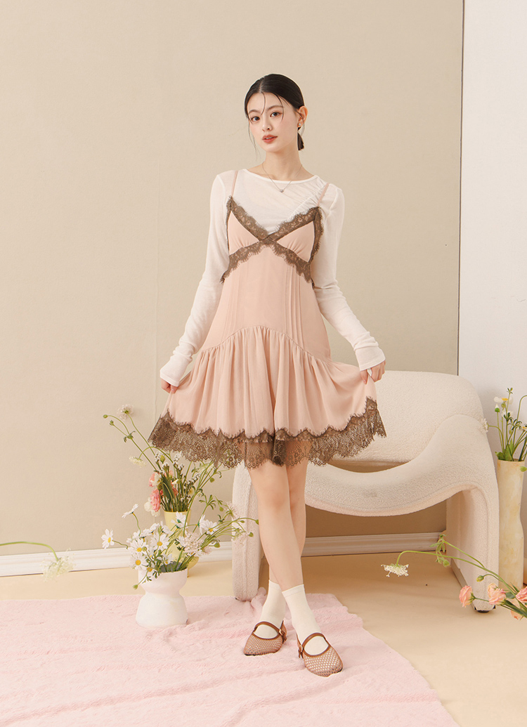 GraceGift平價女鞋 名人時尚 透膚網面 平底瑪莉珍鞋 棕色