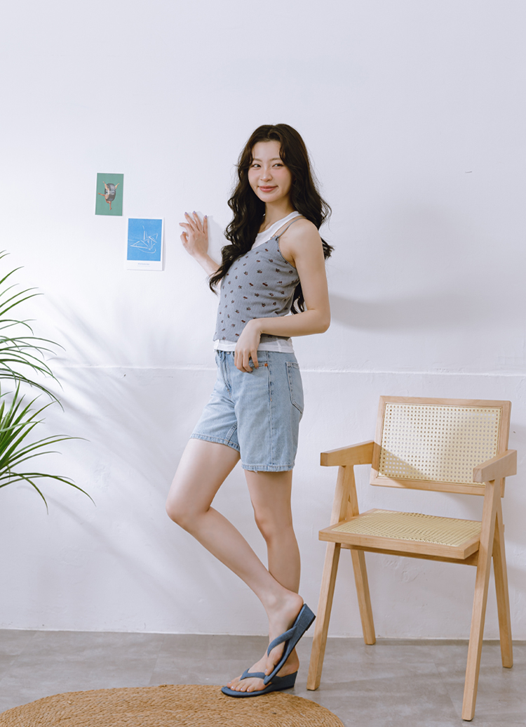 GraceGift 平價女鞋 時尚秀場 方頭 韓系慵懶人字中跟拖鞋 牛仔