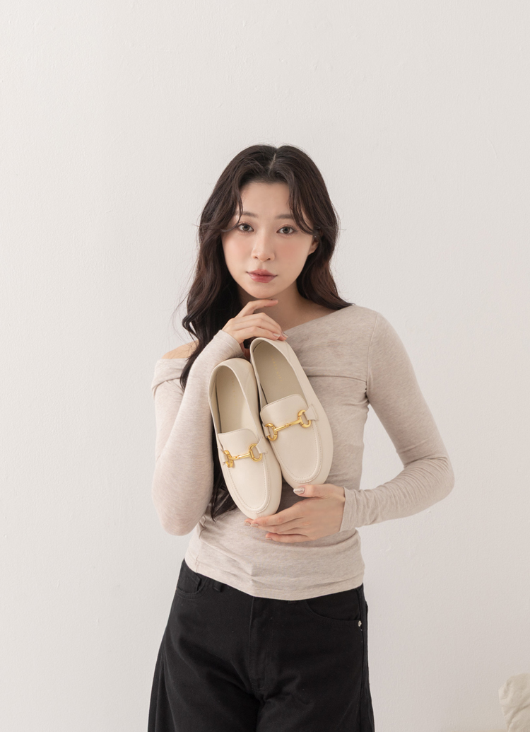 GraceGift平價女鞋 簡慵懶全真皮馬銜扣 2Way 杏色樂福鞋