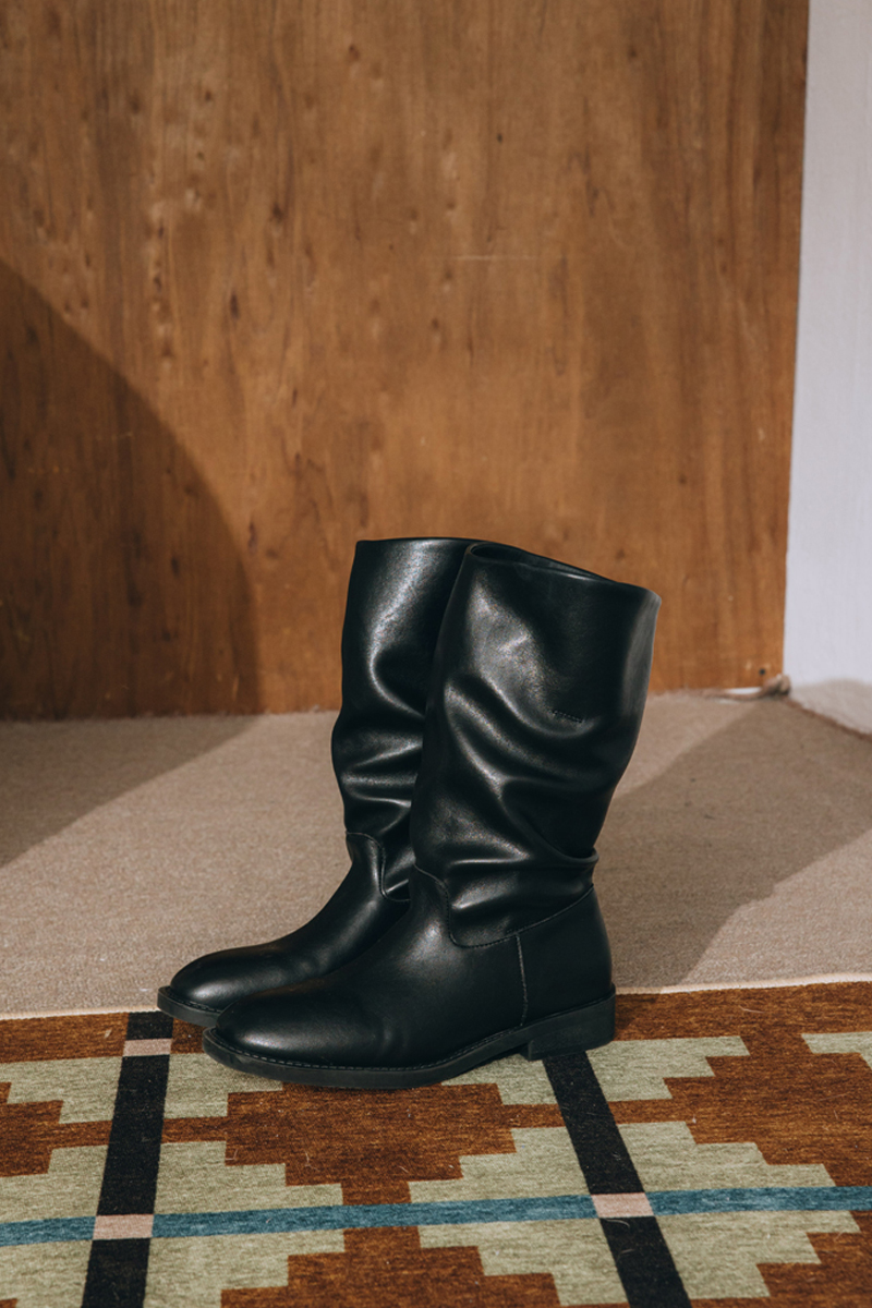 美腿神器小V口堆堆中筒海盜靴&nbsp;