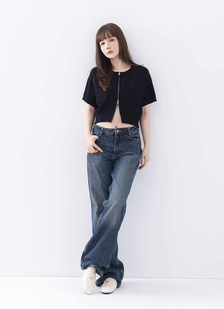 GraceGift平價女鞋 時尚秀場 圓頭 極簡慵懶金屬飾扣穆勒樂福拖鞋 米白色