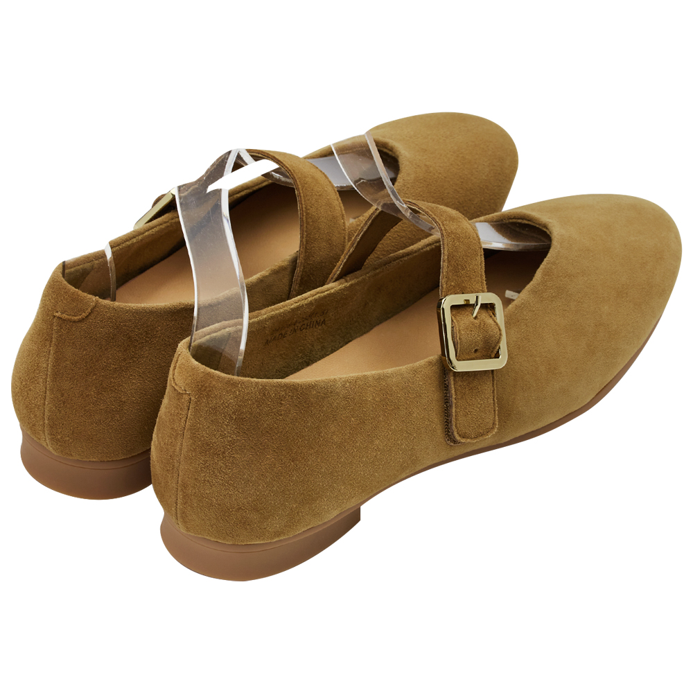 GraceGift 平價女鞋 時尚秀場 圓頭 精品級金屬方釦真皮平底瑪莉珍鞋 棕色