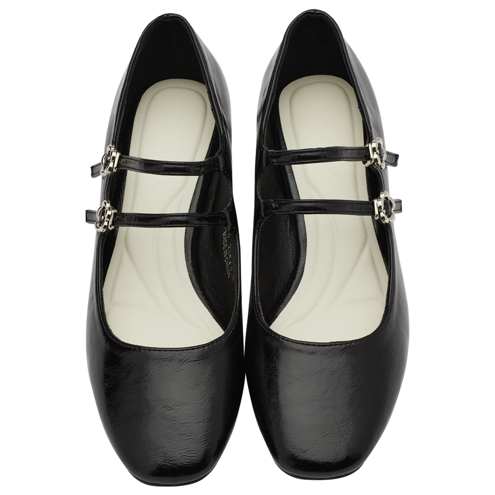 GraceGift平價女鞋 時尚秀場 方圓頭 瑪黑穿搭小花扣環雙帶中跟瑪莉珍鞋 黑色