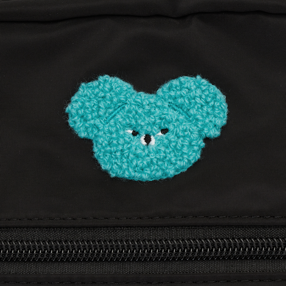 GraceGift Wasabi Bear聯名 芥末熊 熊雙層斜背尼龍隨身包 黑色 實拍圖