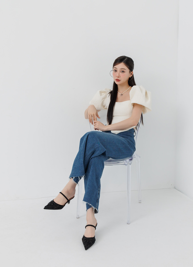 GraceGift平價女鞋 時尚秀場 尖頭 法式花影刺繡珍珠網紗細跟鞋 黑色