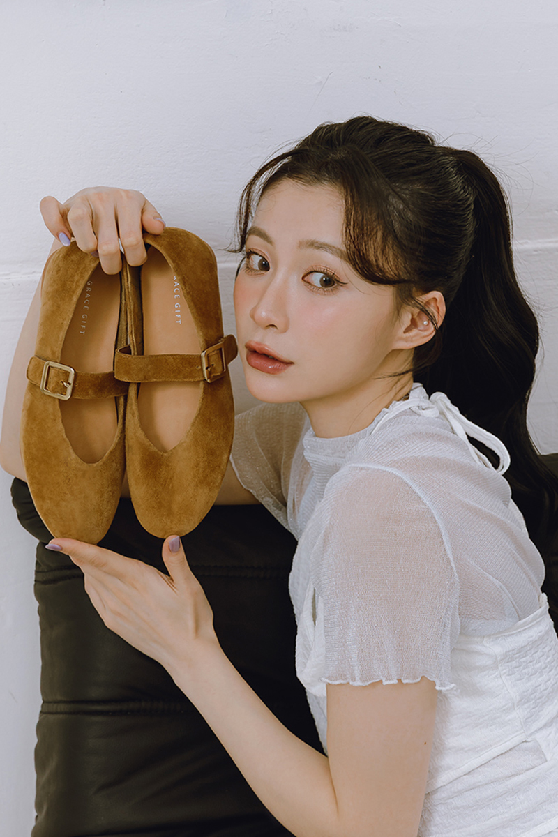 精品級金屬方釦真皮平底瑪莉珍鞋