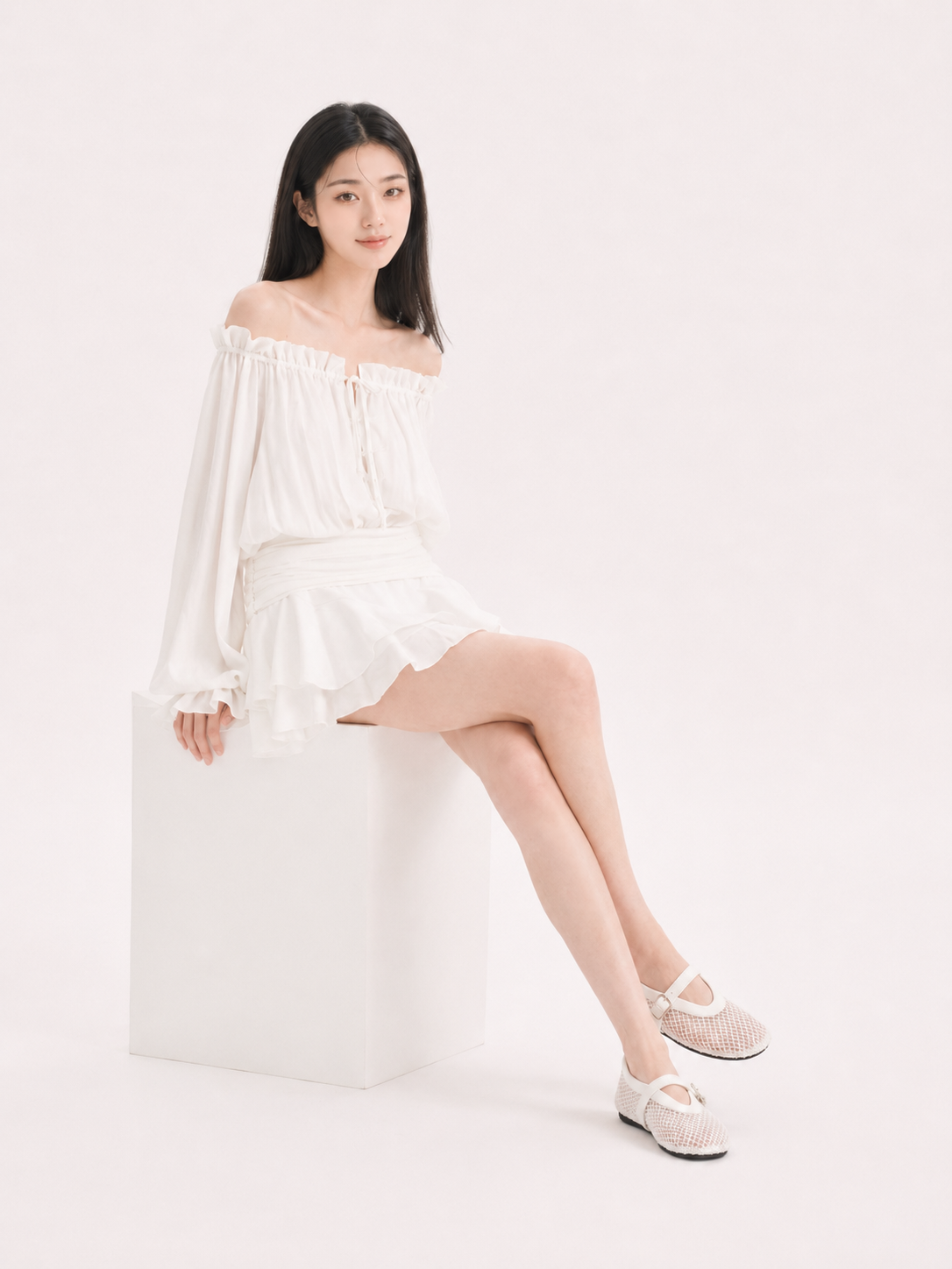 Grace Gift 平價女鞋 夢幻細鑽 編織網面瑪莉珍鞋 白色 平底瑪莉珍鞋 實拍圖