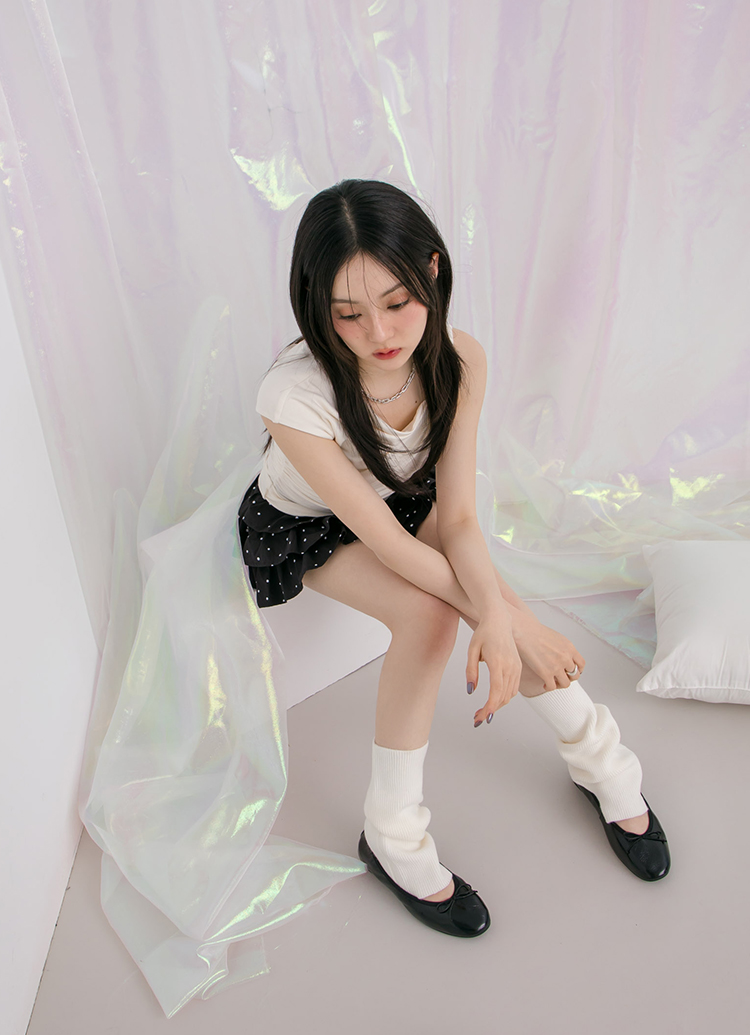 GraceGift平價女鞋 時尚秀場 圓頭 法式訂製全真皮鞋墊芭蕾平底娃娃鞋 黑漆色