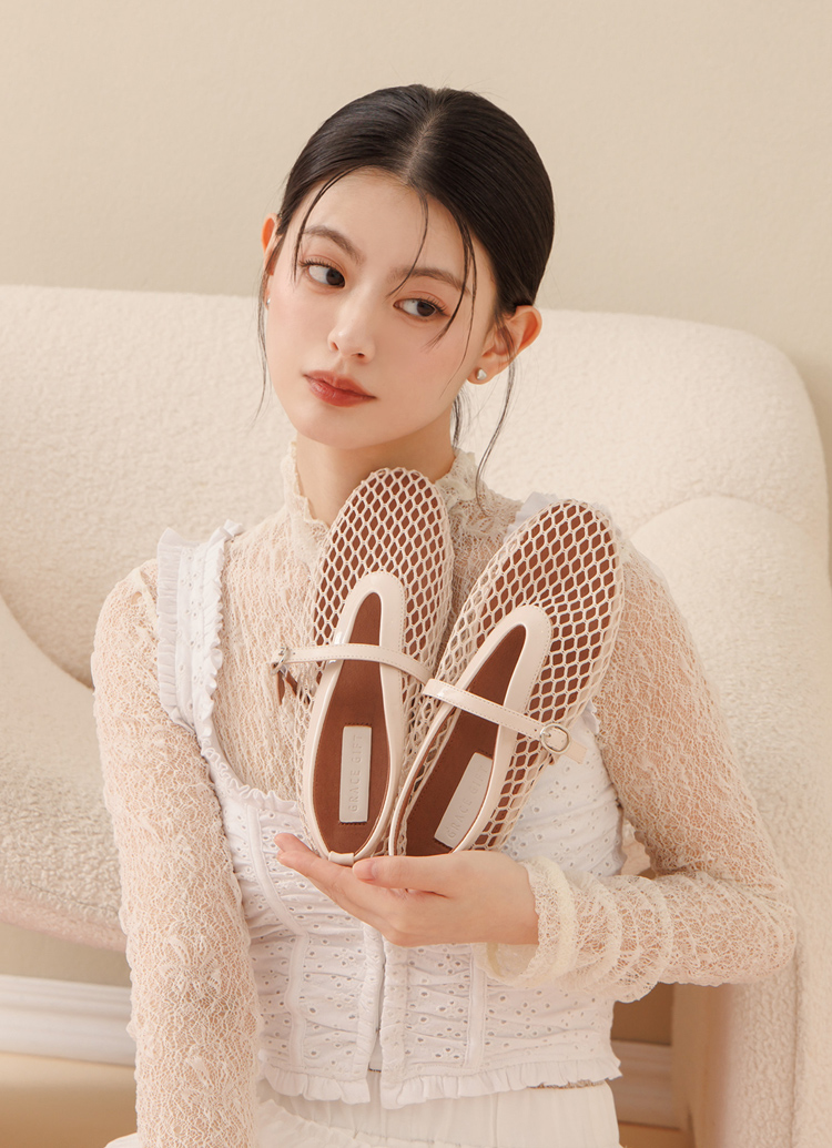 GraceGift 平價女鞋 個性網面 細閃芭蕾舞娃娃鞋 杏色 平底娃娃鞋 實拍圖