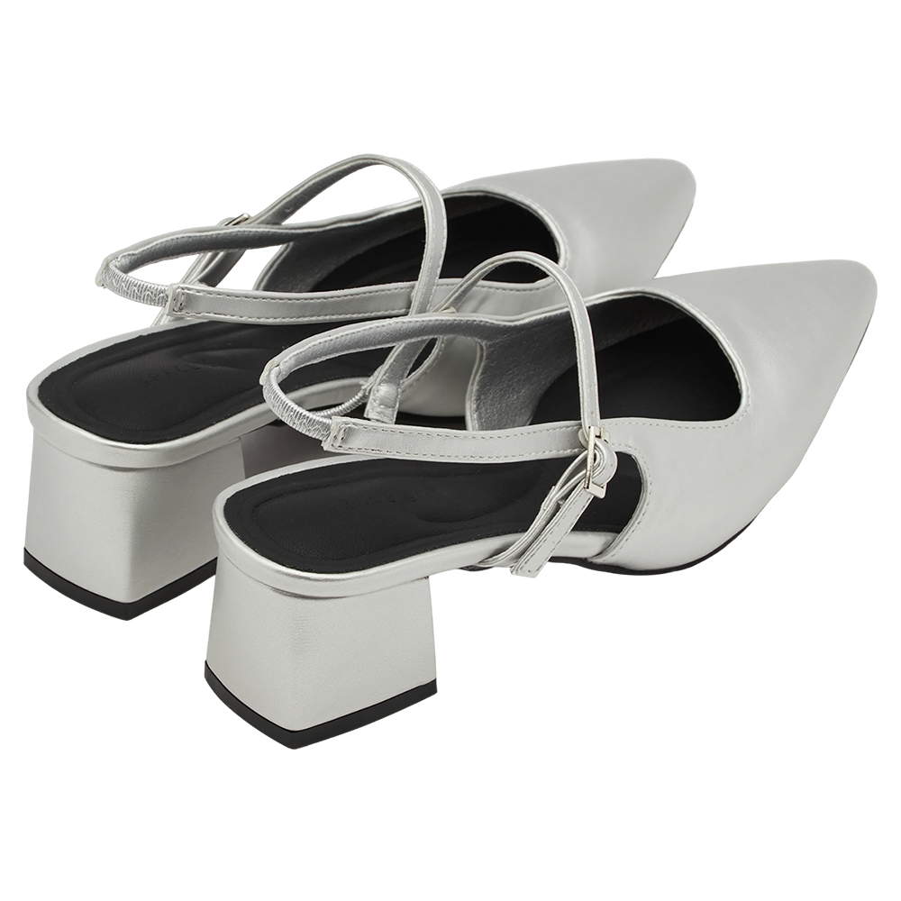 GraceGift平價女鞋 時尚秀場 尖頭  韓系尖頭通勤百搭後空低跟鞋 銀色