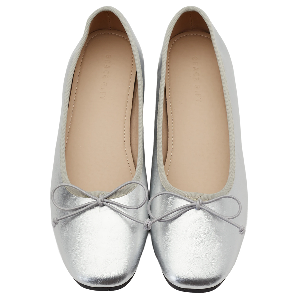 GraceGift平價女鞋 時尚秀場 方圓頭 法式經典蝴蝶結芭蕾舞平底娃娃鞋 銀色