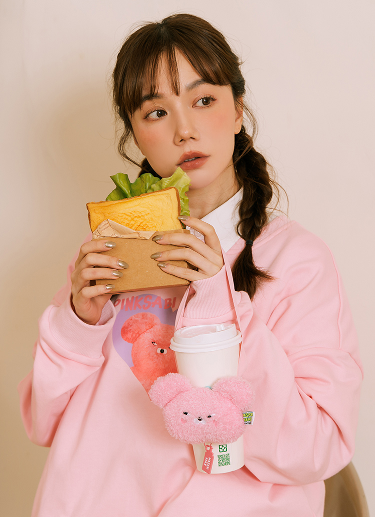 GraceGift Wasabi Bear聯名 粉芥末熊 絨毛星星吊飾飲料提袋 隨行包 粉紅色