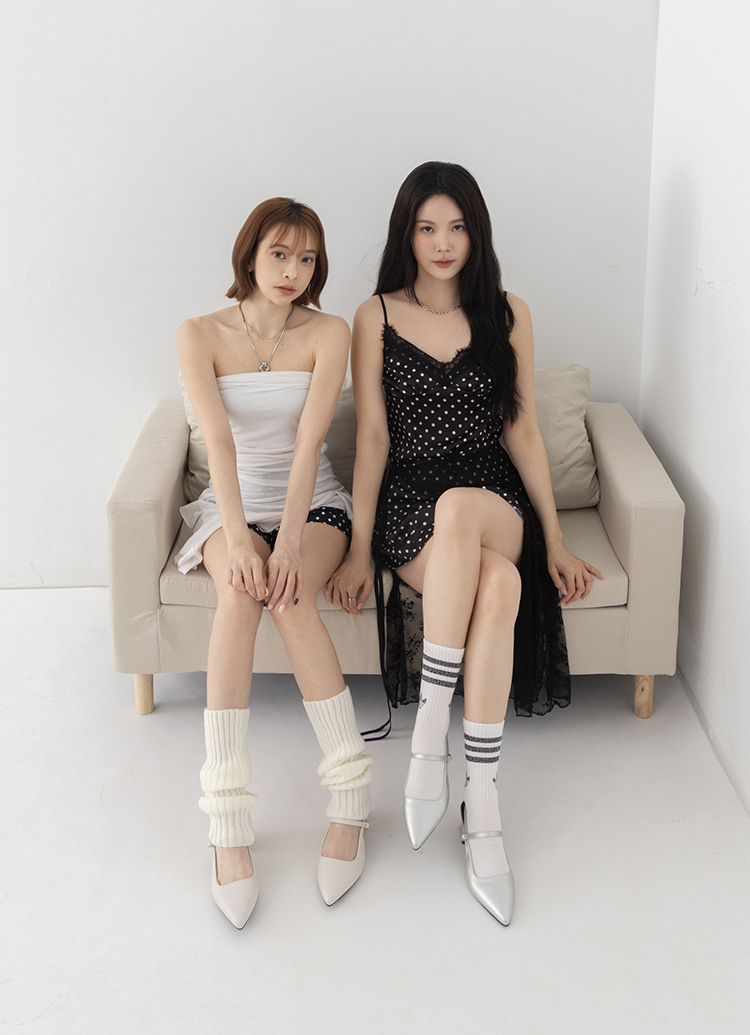 GraceGift平價女鞋 時尚秀場 尖頭  韓系尖頭通勤百搭後空低跟鞋 米白色