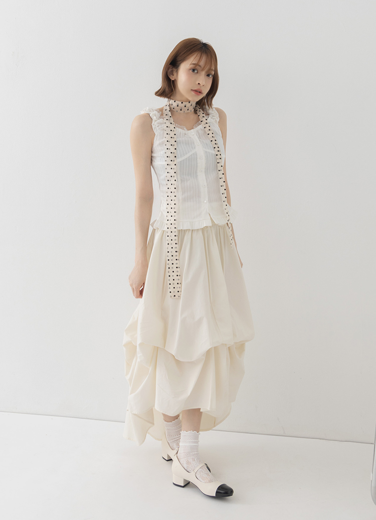 GraceGift平價女鞋 時尚秀場 圓頭 經典法式雙色小香風低跟瑪莉珍鞋   白身黑頭色