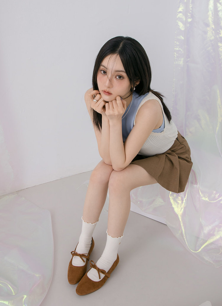 GraceGift平價女鞋 時尚秀場 圓頭 日常可愛感蝴蝶結瑪莉珍內增高平底鞋 棕色