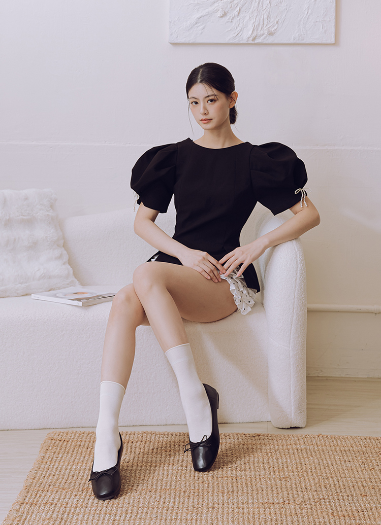 GraceGift平價女鞋 時尚秀場 方圓頭 法式經典蝴蝶結芭蕾舞平底娃娃鞋 黑色