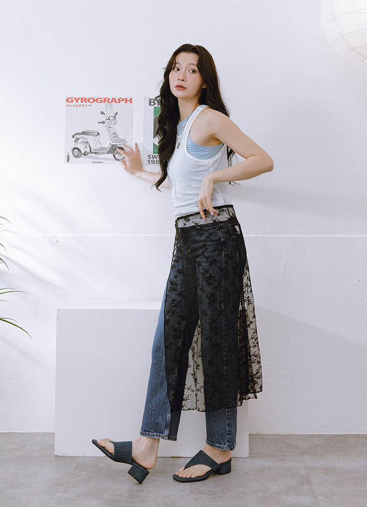 GraceGift 平價女鞋 時尚秀場 方頭 極簡美學柔感人字中跟拖鞋 牛仔