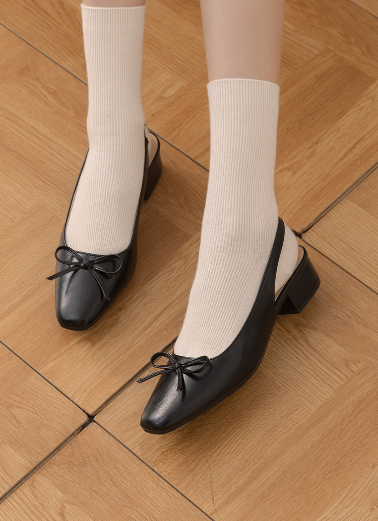 GraceGift平價女鞋 時尚秀場 方頭 韓系清新蝴蝶結後空跟鞋 黑色