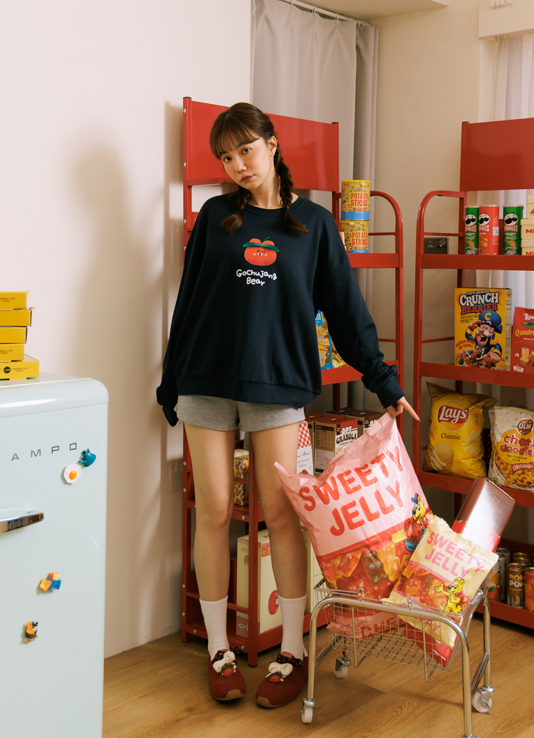 Grace Gift 平價女鞋 Wasabi Bear 聯名 辣椒醬熊 休閒運動鞋 深紅色 穿搭實拍