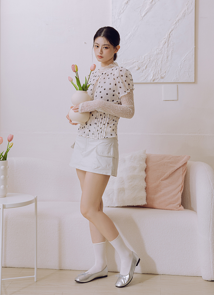 GraceGift平價女鞋 時尚秀場 方圓頭 法式經典蝴蝶結芭蕾舞平底娃娃鞋 銀色