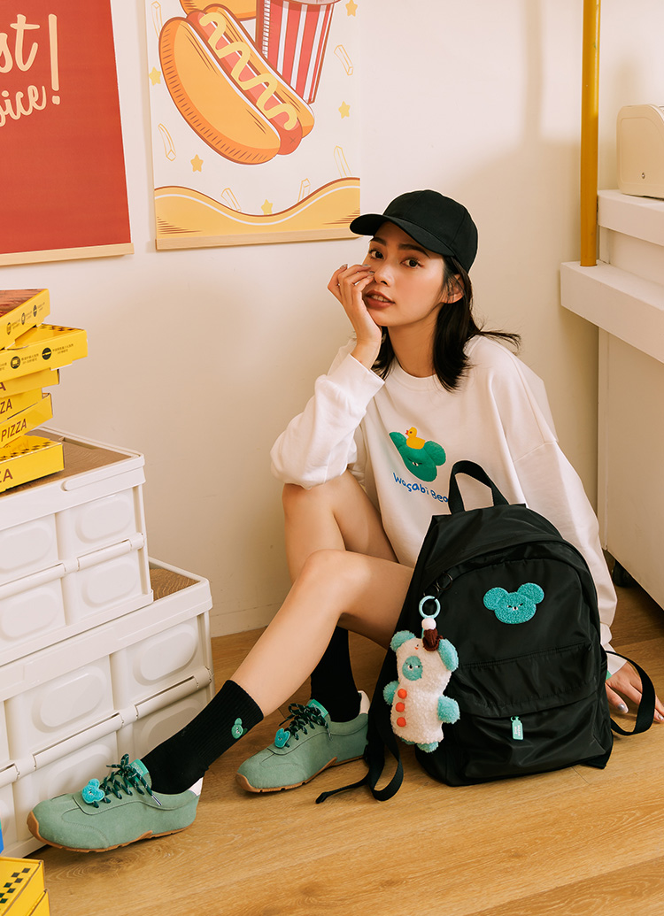 GraceGift Wasabi Bear聯名 芥末熊 芥末熊螺紋電繡中筒襪 黑色