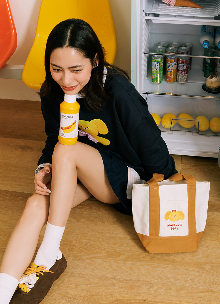 GraceGift Wasabi Bear聯名 黃芥末熊 撞色口袋肩背帆布包 咖色