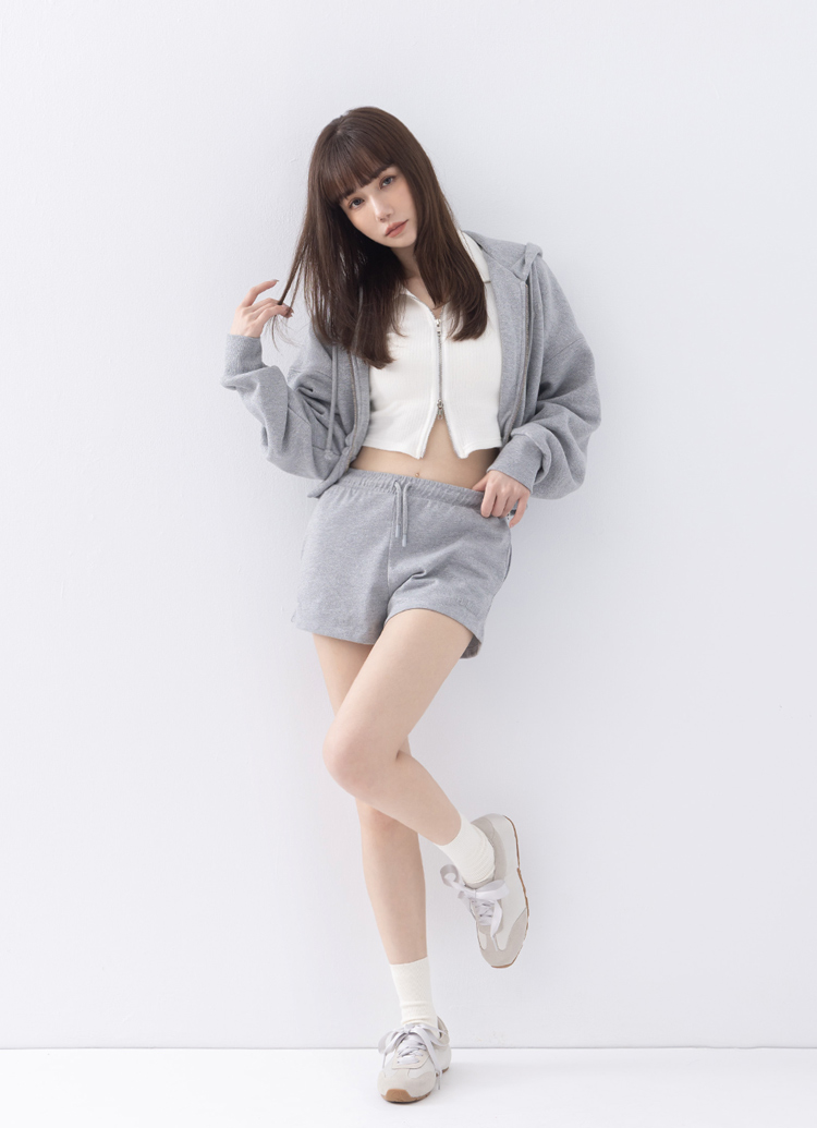 GraceGift平價女鞋 時尚秀場 圓頭 芭蕾步調復古拼接薄底德訓鞋 杏色