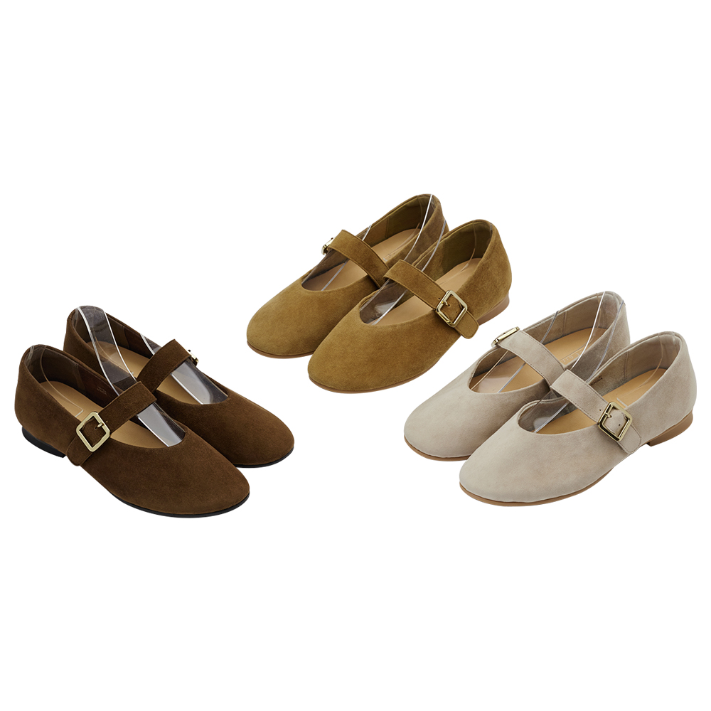 GraceGift 平價女鞋 時尚秀場 圓頭 精品級金屬方釦真皮平底瑪莉珍鞋 卡其色