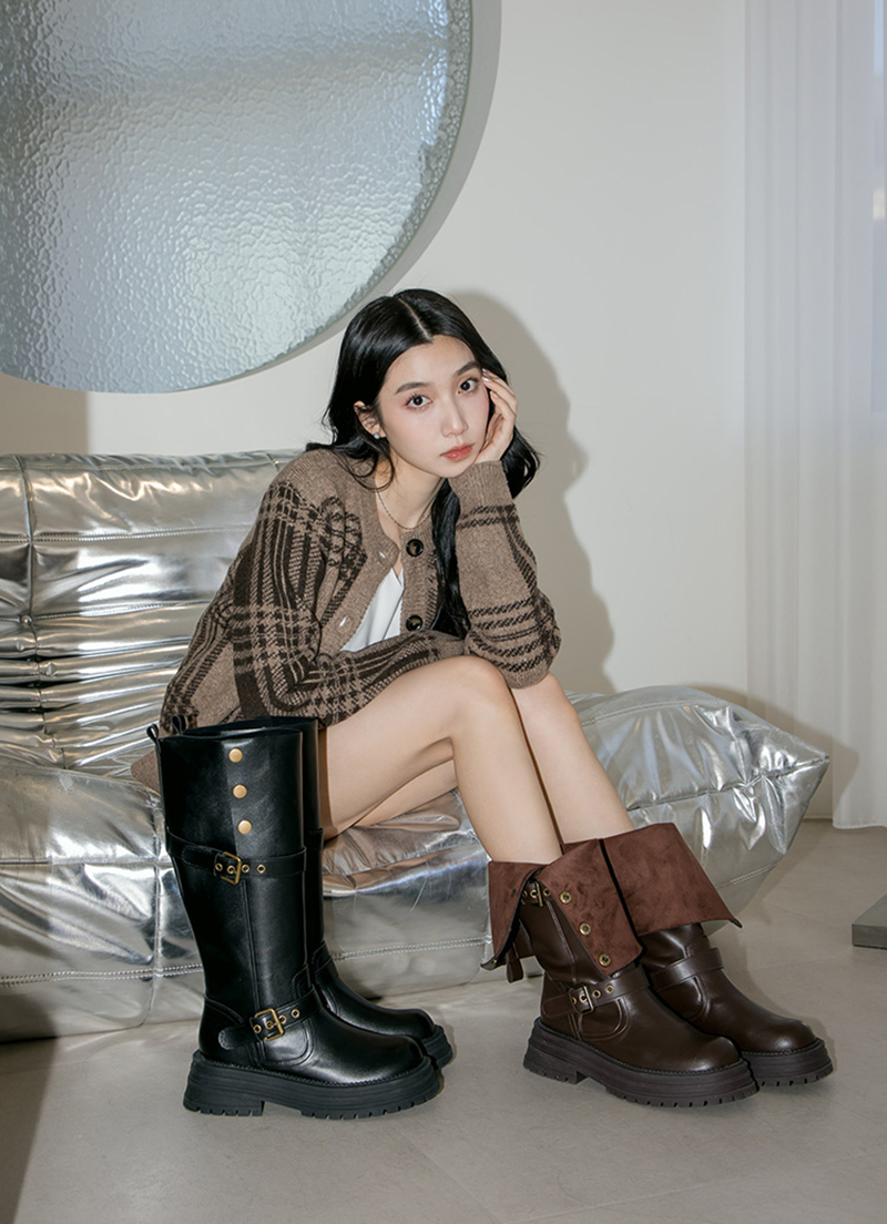 皮帶卯釘長靴 穿搭示範 街頭風