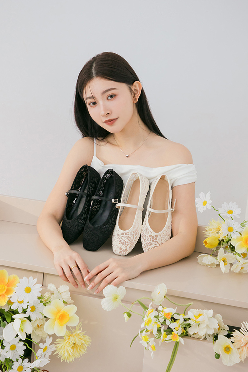 古典浪漫蕾絲繡花平底瑪莉珍芭蕾舞鞋