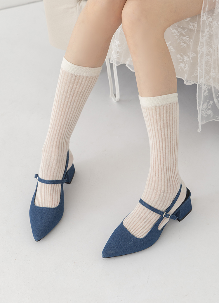 GraceGift平價女鞋 時尚秀場 尖頭  韓系尖頭通勤百搭後空低跟鞋 牛仔