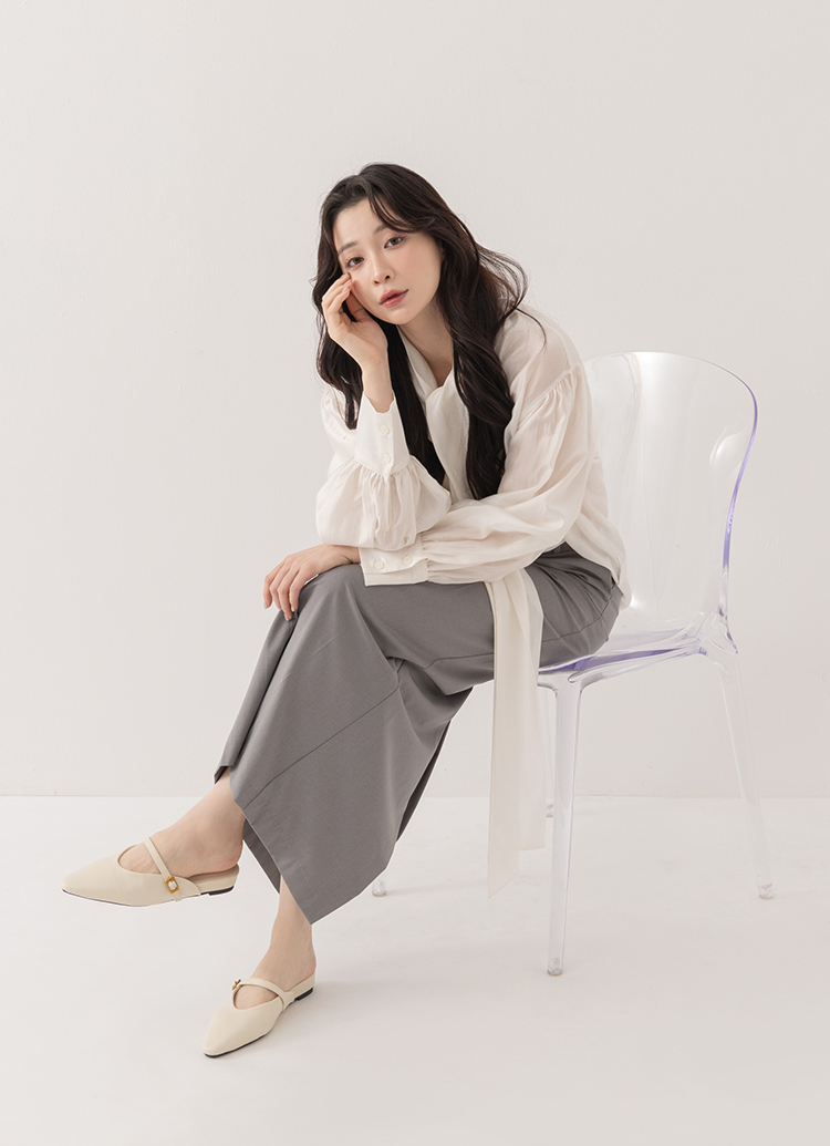 GraceGift平價女鞋 韓系俐落美型尖頭穆勒鞋 杏色