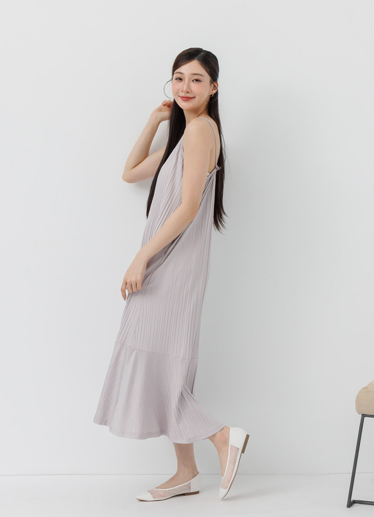 GraceGift平價女鞋 時尚秀場 尖頭 巴黎珠點網紗平底娃娃鞋 米白色