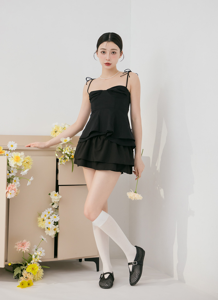 GraceGift 平價女鞋 法式時髦 簍空編織瑪莉珍鞋 黑色 平底瑪莉珍鞋 實品圖