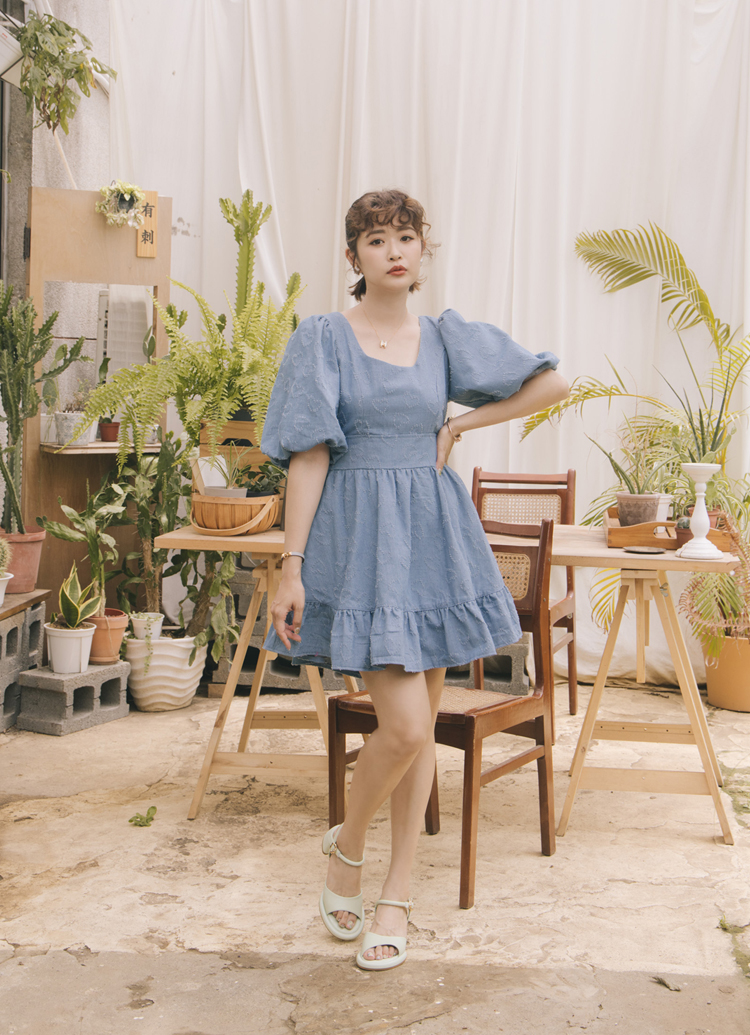GraceGift 小貓聯名 甜心少女 小花 真皮繫踝中跟涼鞋 淺綠